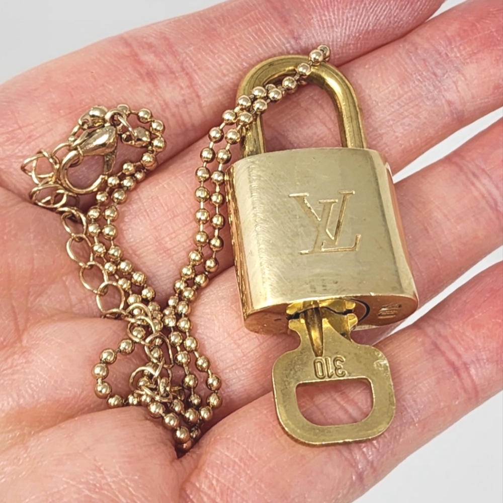 LV Lock & Key #310